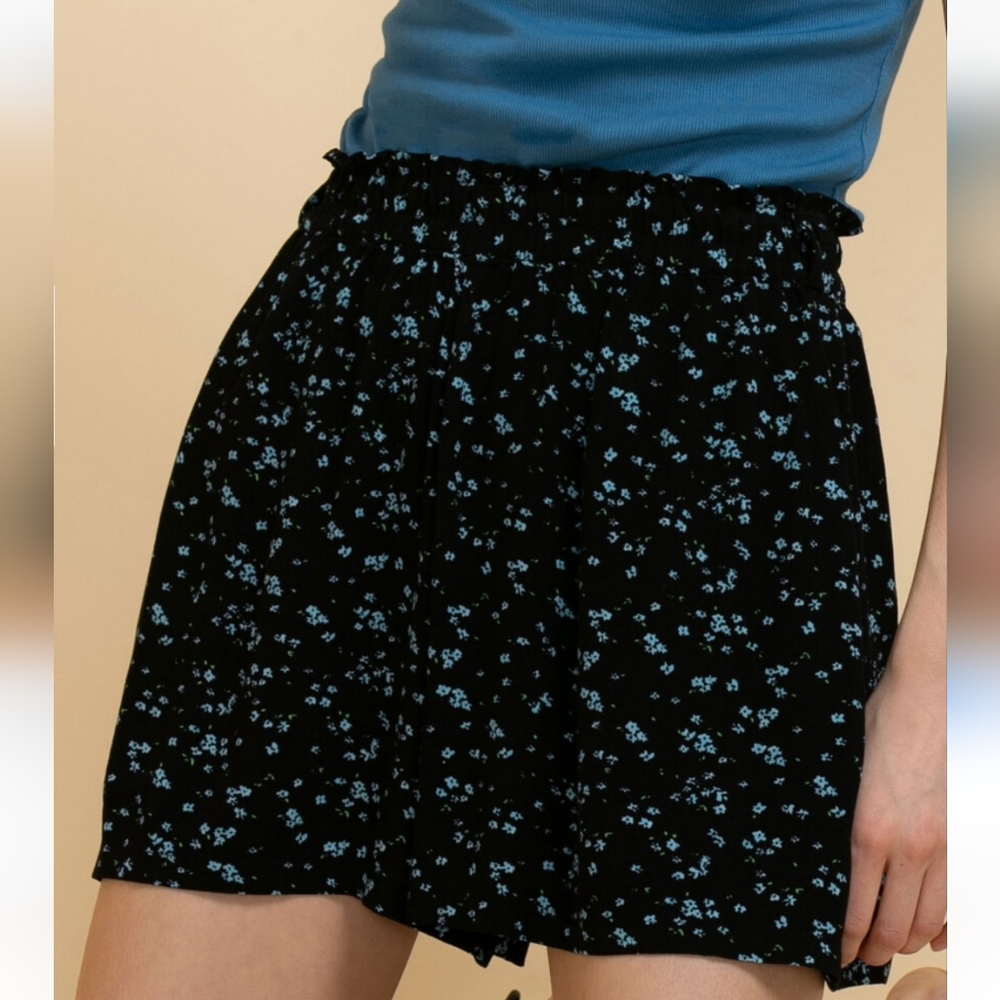 Belted shorts